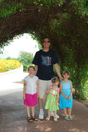 Jeremy with his wife, Wendy, and their three daughters, Taylor, Selah, and Kahlea